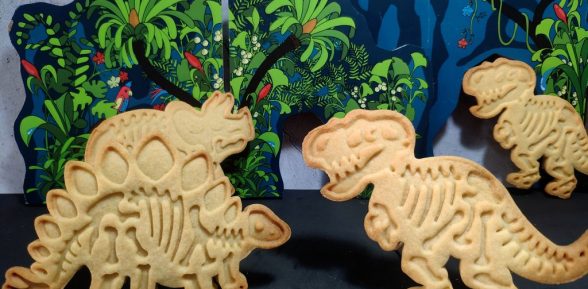 Galletas de mantequilla con forma de dinosaurios